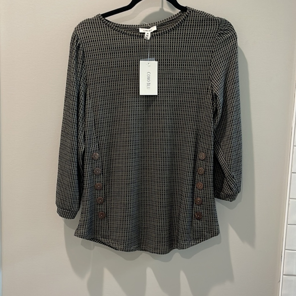 NWT CoMo BLU size M long sleeve top